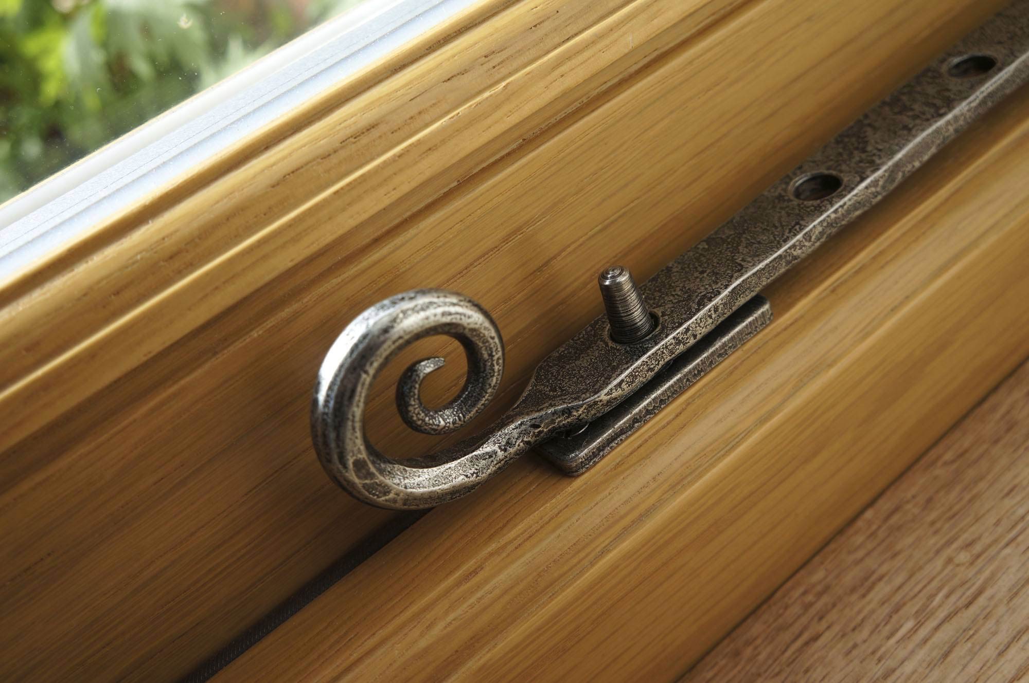 timber window locking handle