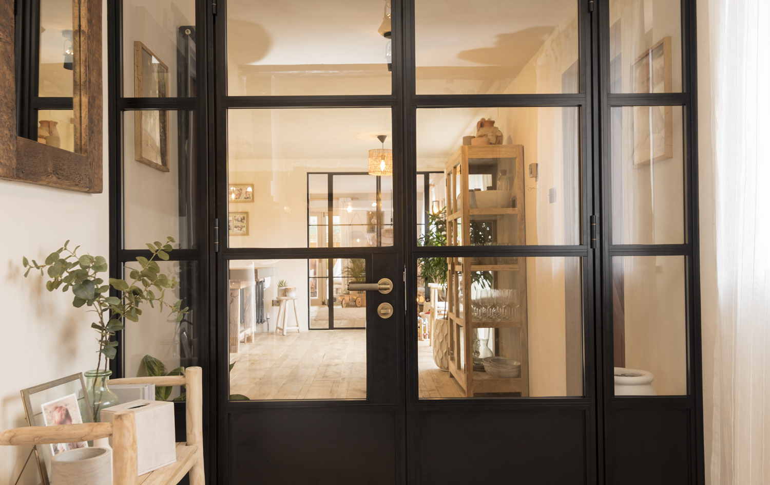 Aluco Aluminium Windows and Doors | Newglaze Aluminum Doors