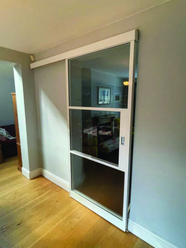 Internal sliding door (3-pane, gloss white)